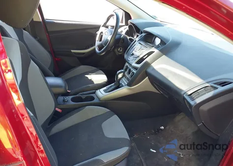 2012 Ford Focus Se z USA, uszkodzony, nr VIN 1FAHP3K2XCL307070